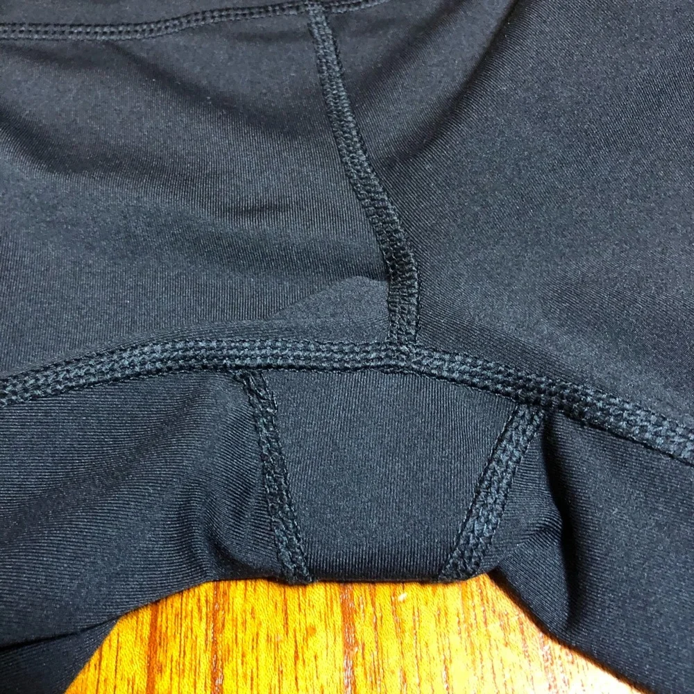 Eddie Bauer Capri leggings with pockets